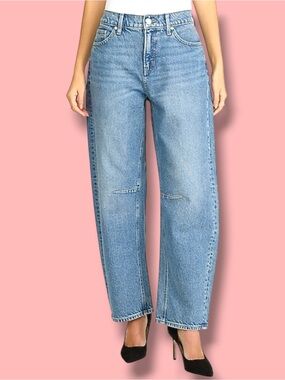 Express $88 Mid Rise Light Wash Barrel Jeans Size 2L NEVER Worn!!